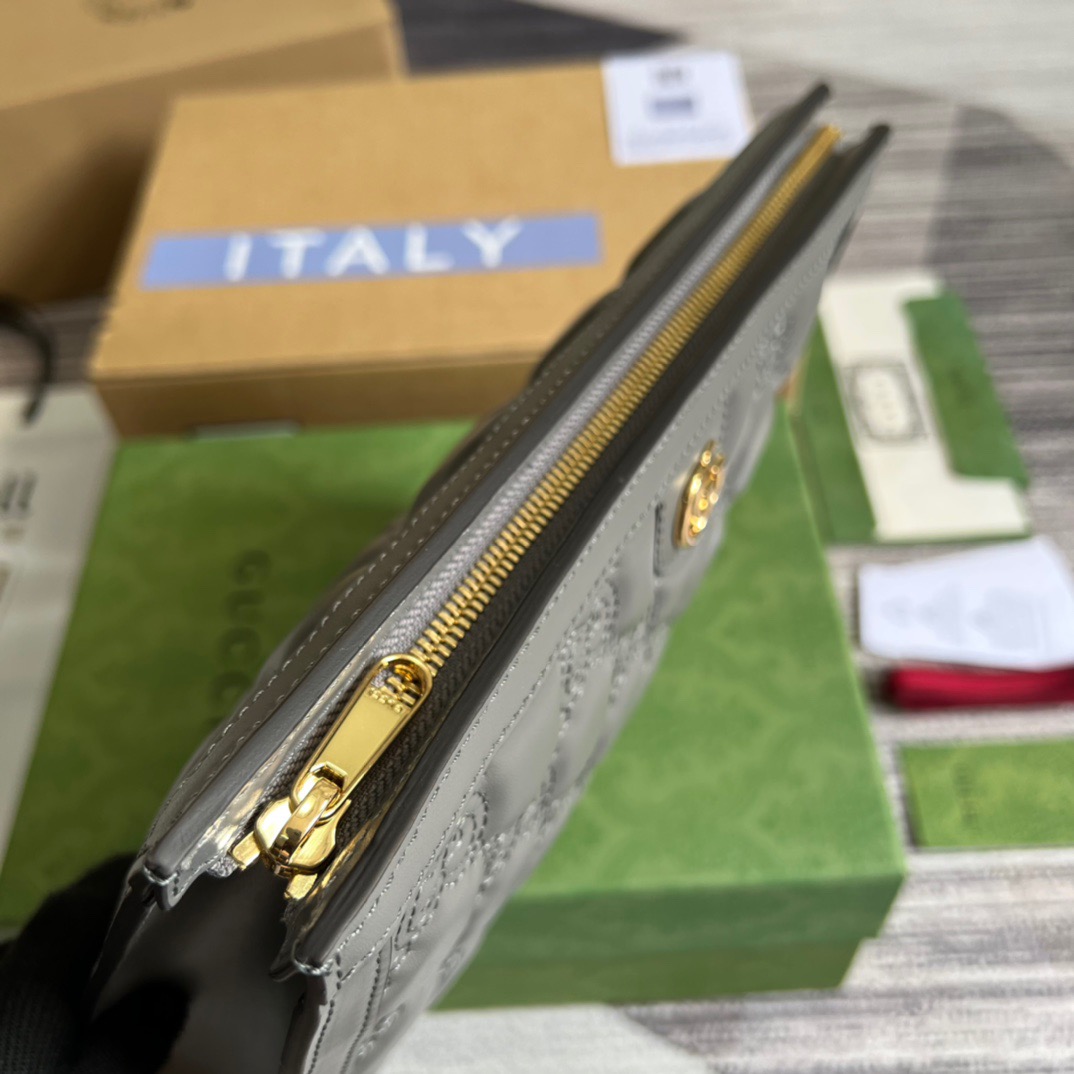 Gvc*1 GG Matelassé Pouch Black/Brown/ Grey For Women‎ 723780 UM8IG 1000 10.6 in/ 27 cm