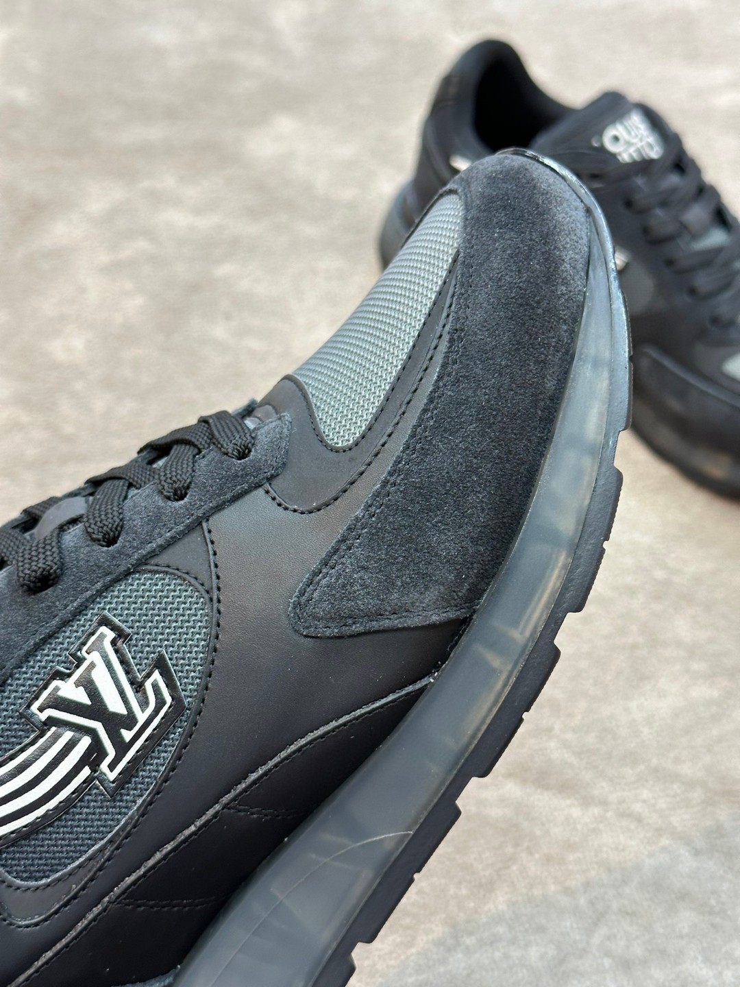 L0vis Vvtt0n Run Away Sneaker Black For Men