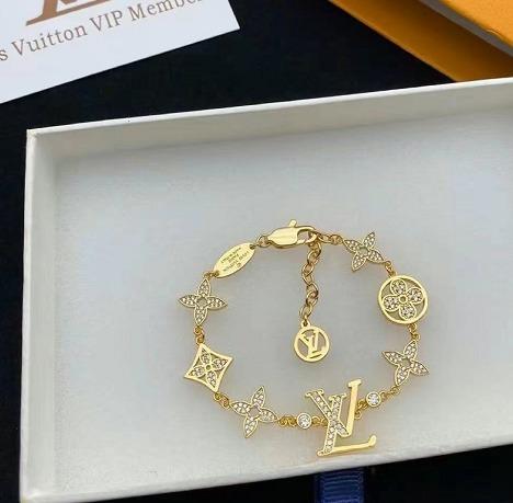 L0vis Vvtt0n LV Blossom Charms Bracelet Gold Tone For Women