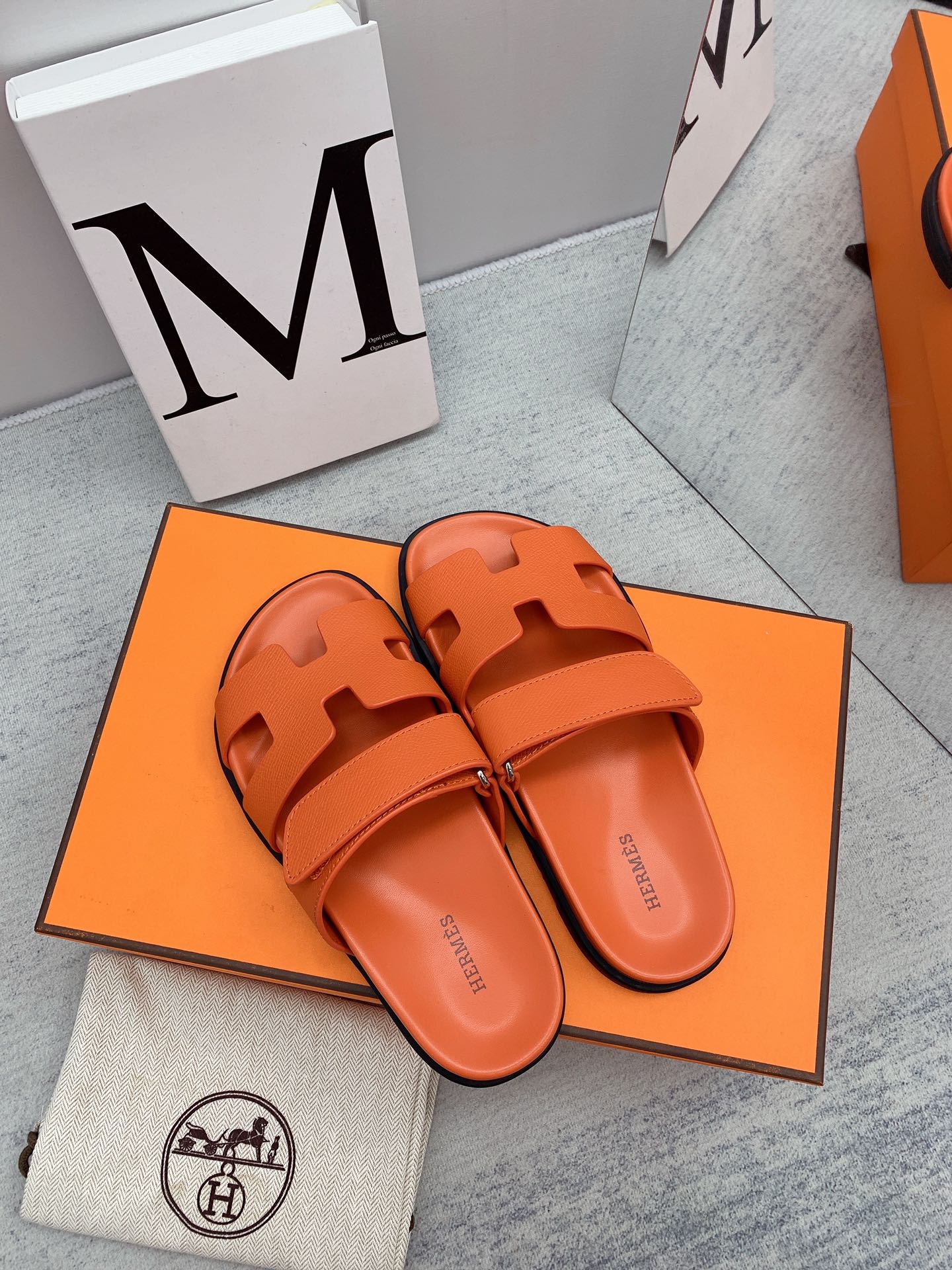H**me5 Chypre Sandal Orange For Men