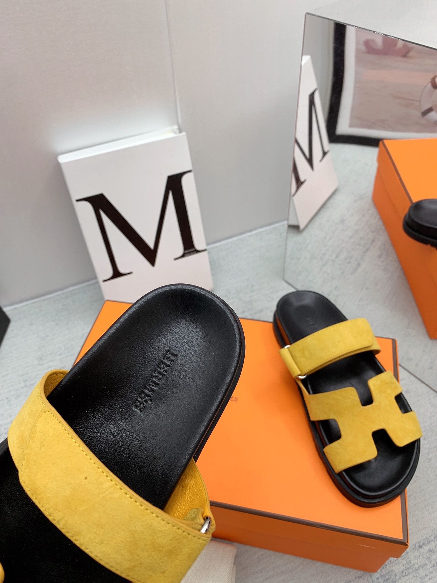 H**me5 Chypre Sandal Yellow For Men