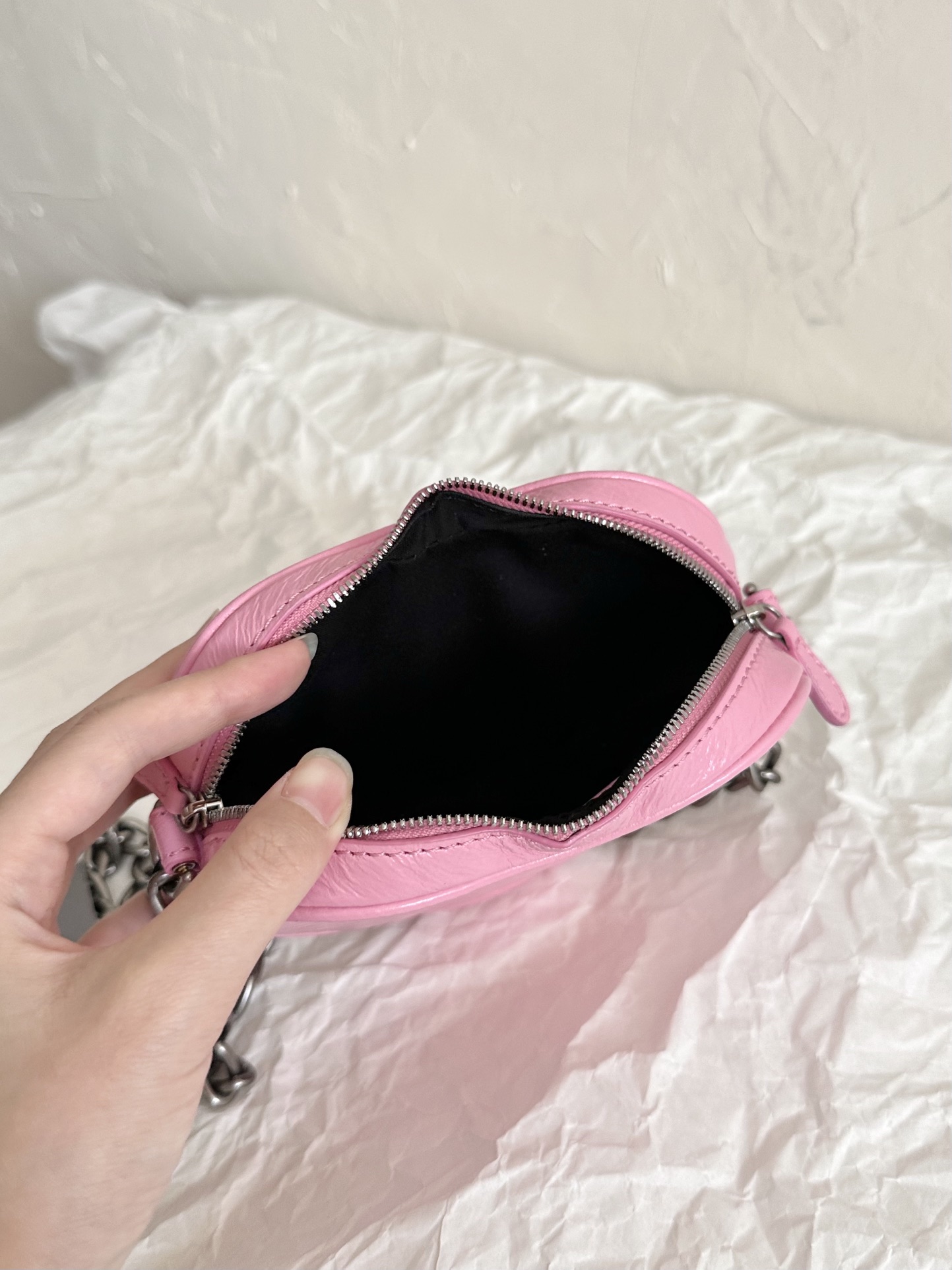 Ba1en*iaga Le Cagole Heart Mini Bag Black/Pink For Women‎ 6.3in/16cm 7227811VG9Y1000