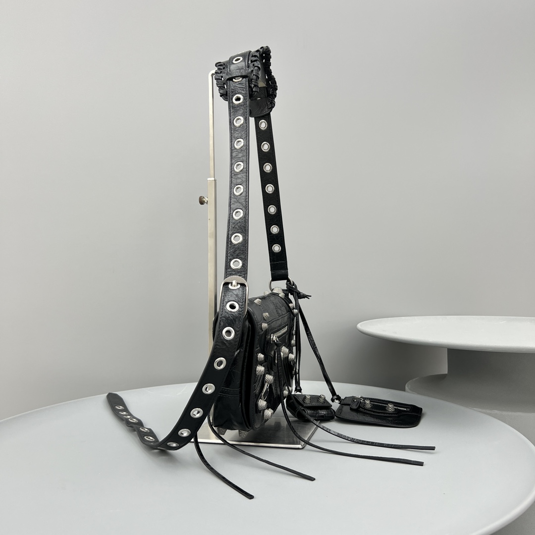 Ba1en*iaga Le Cagole XS Flap Bag Black For Women‎ 9.4in/24cm