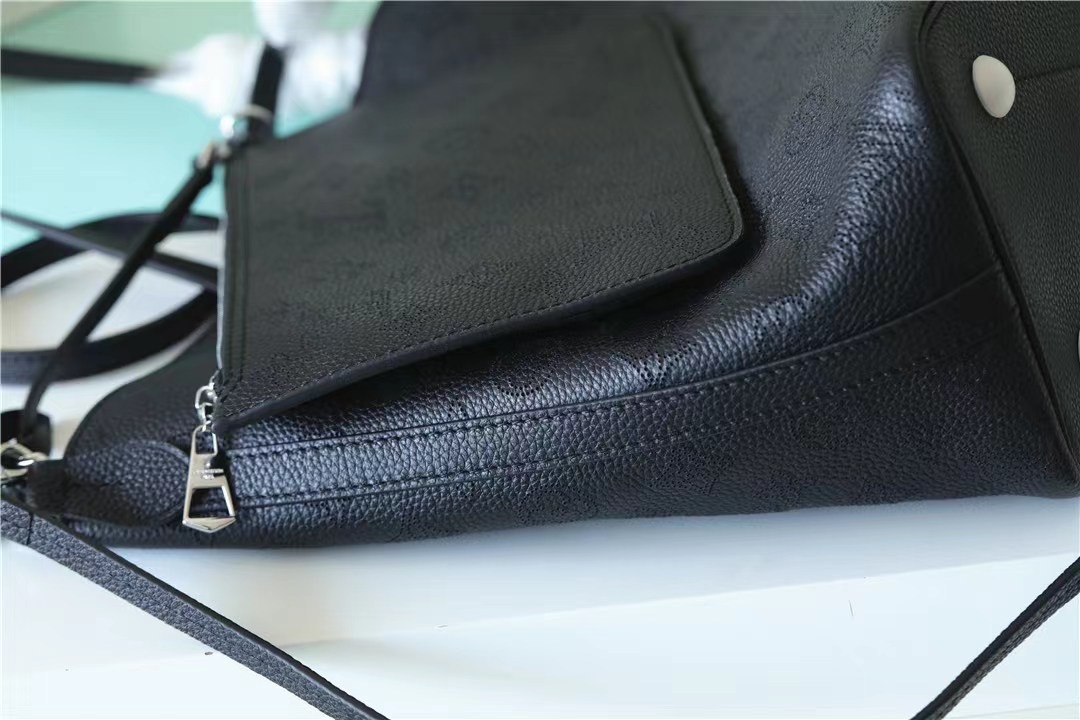 L0vis Vvtt0n Neverfull MM Black For Women‎ 12.2in/31cm