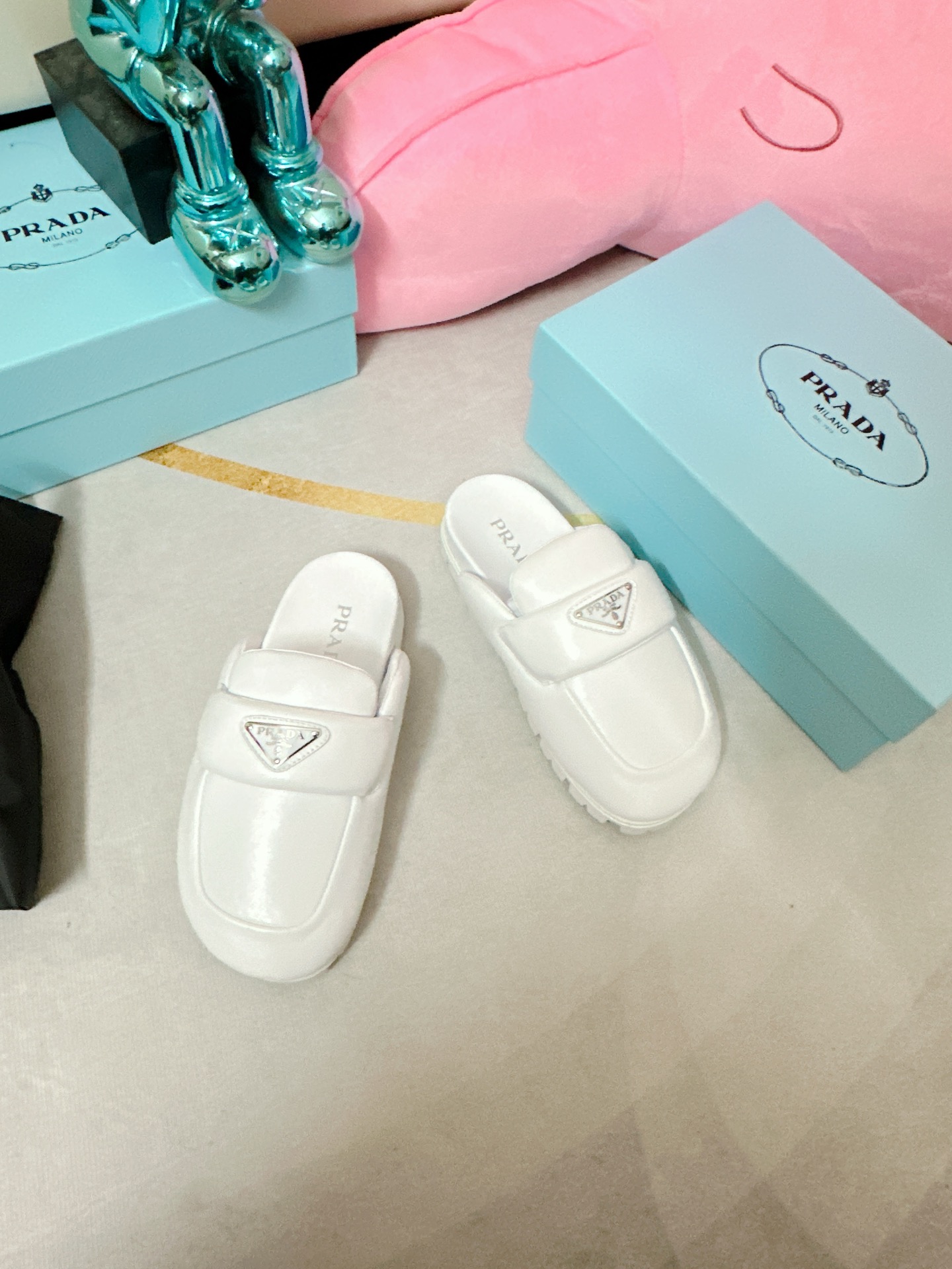 Pra*a Soft Padded Nappa Sabots White For Women 0.8 in/ 2cm