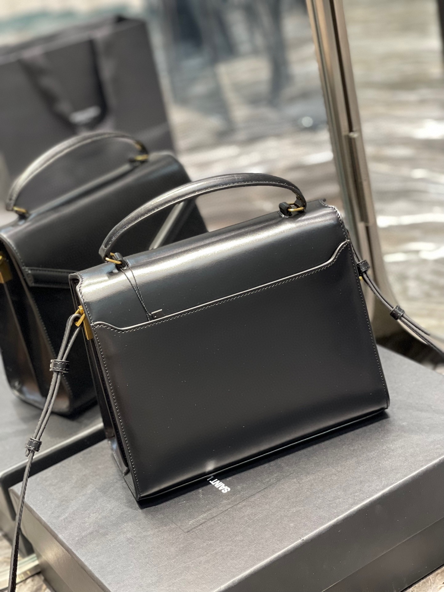 Sa1nt Lau*nt Cassandra Medium Top Handle Bag Black/White/Burgundy/Grey/Brown For Women‎ 9.6in/24.5cm