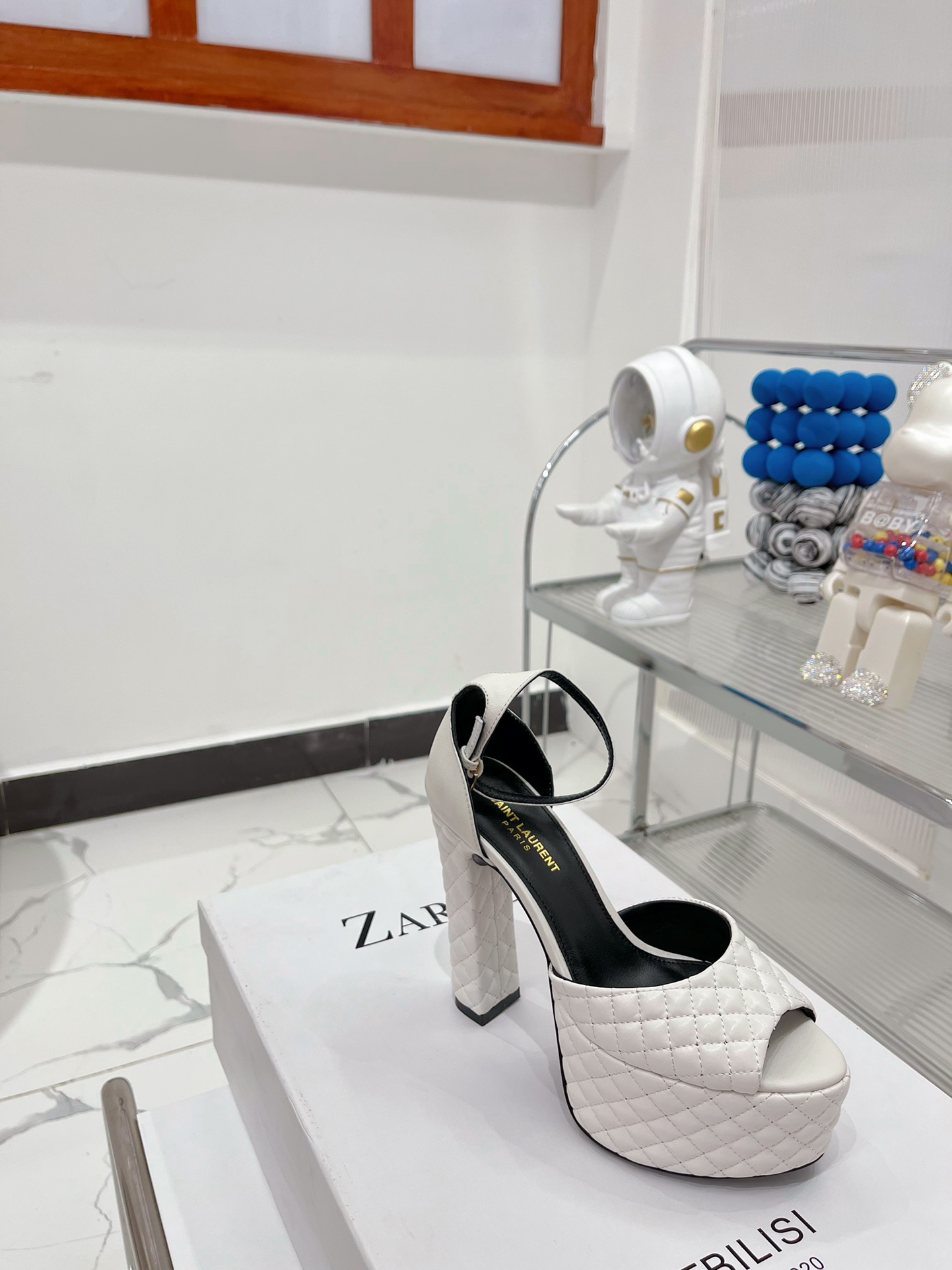 Sa1nt Lau*nt Jodie Platform Sandals In Smooth White For Women