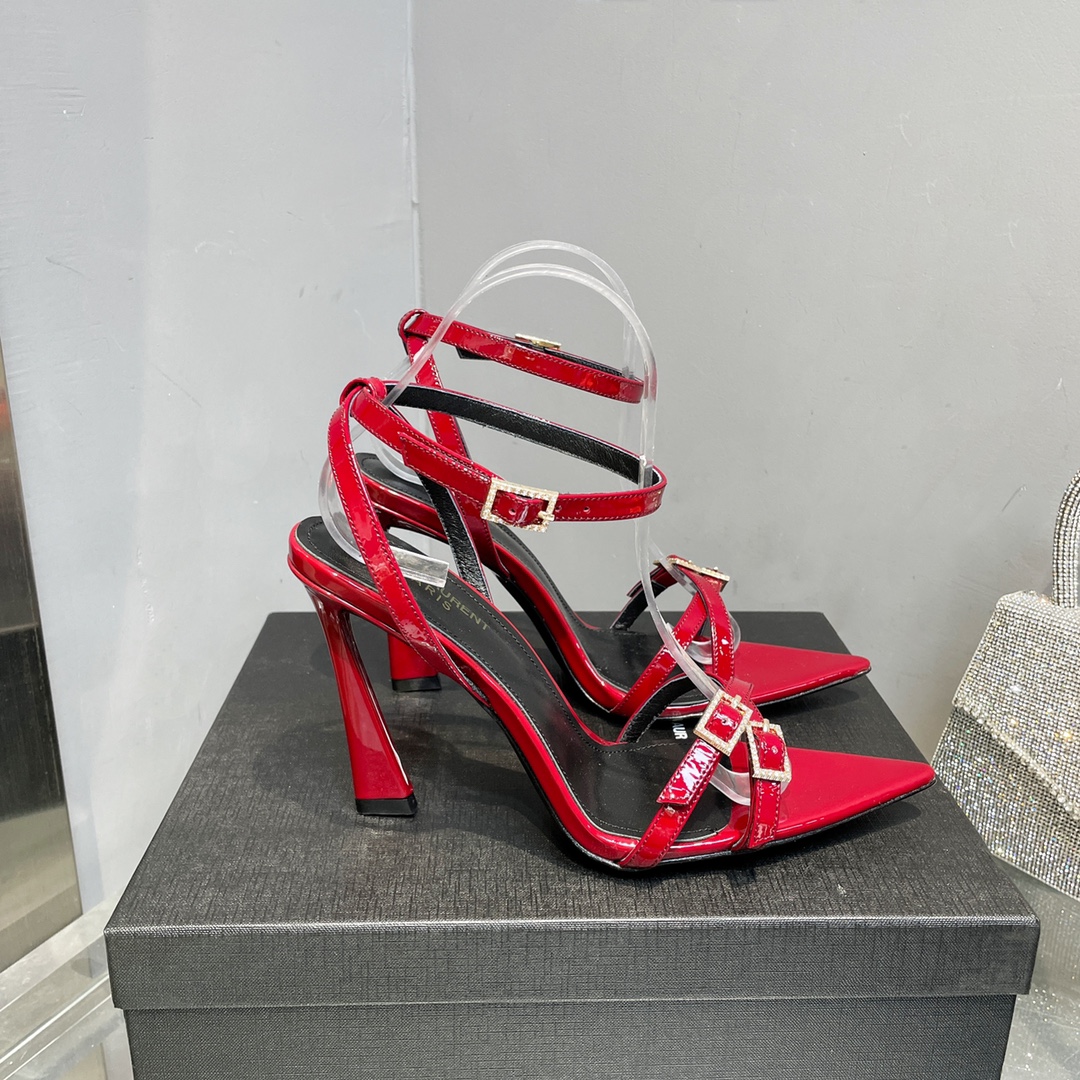 Sa1nt Lau*nt Lila Sandals In Patent Red For Women