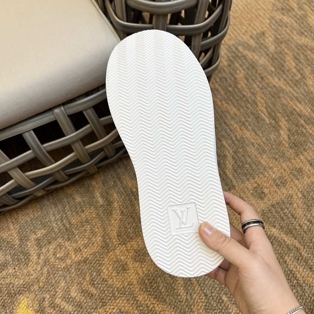 L0vis Vvtt0n Beverly Hills Slip On White For Men 1AA7NQ