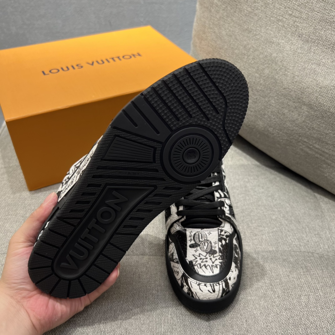 L0vis Vvtt0n LV Trainer Sneaker Black For Men 1AB9WZ