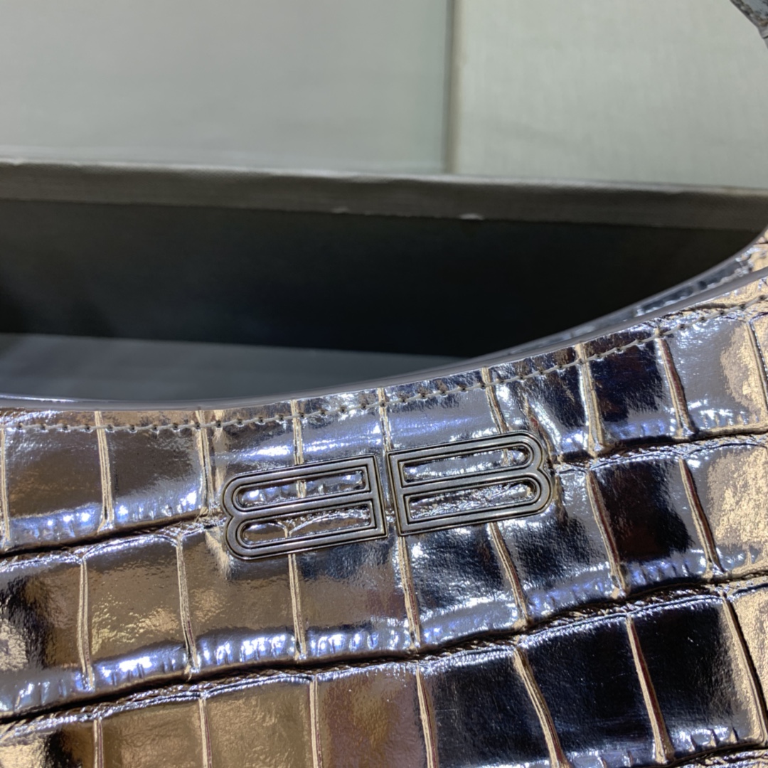 Ba1en*iaga Small Hobo Bag Metalic Sliver Tone For Women 9in/23 cm