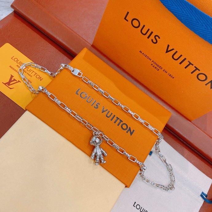 L0vis Vvtt0n Asronaut Necklace Silver For Women