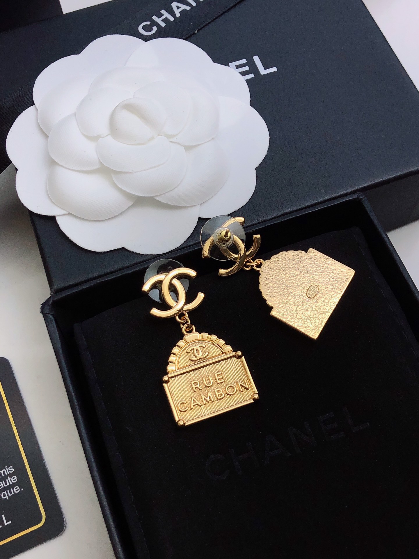 Ch**el Bag Shape Earrings Gold For Women
