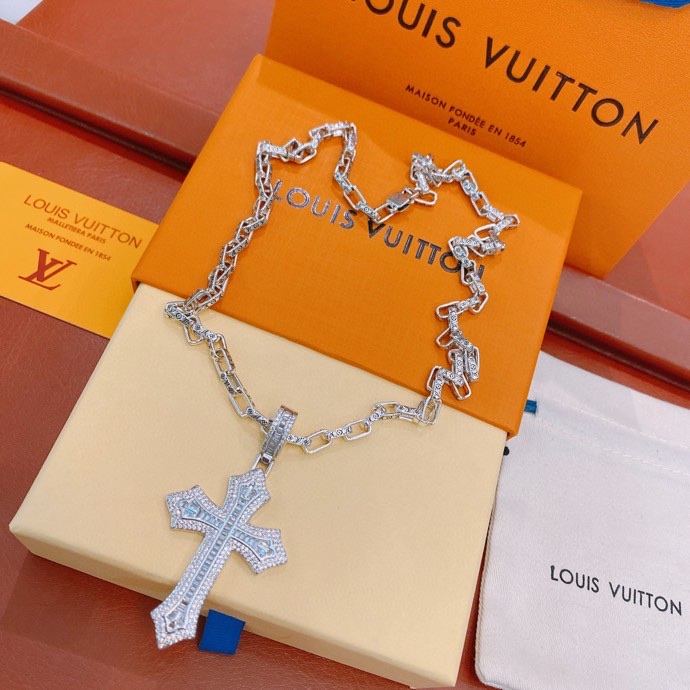L0vis Vvtt0n Cross Necklace Silver For Women