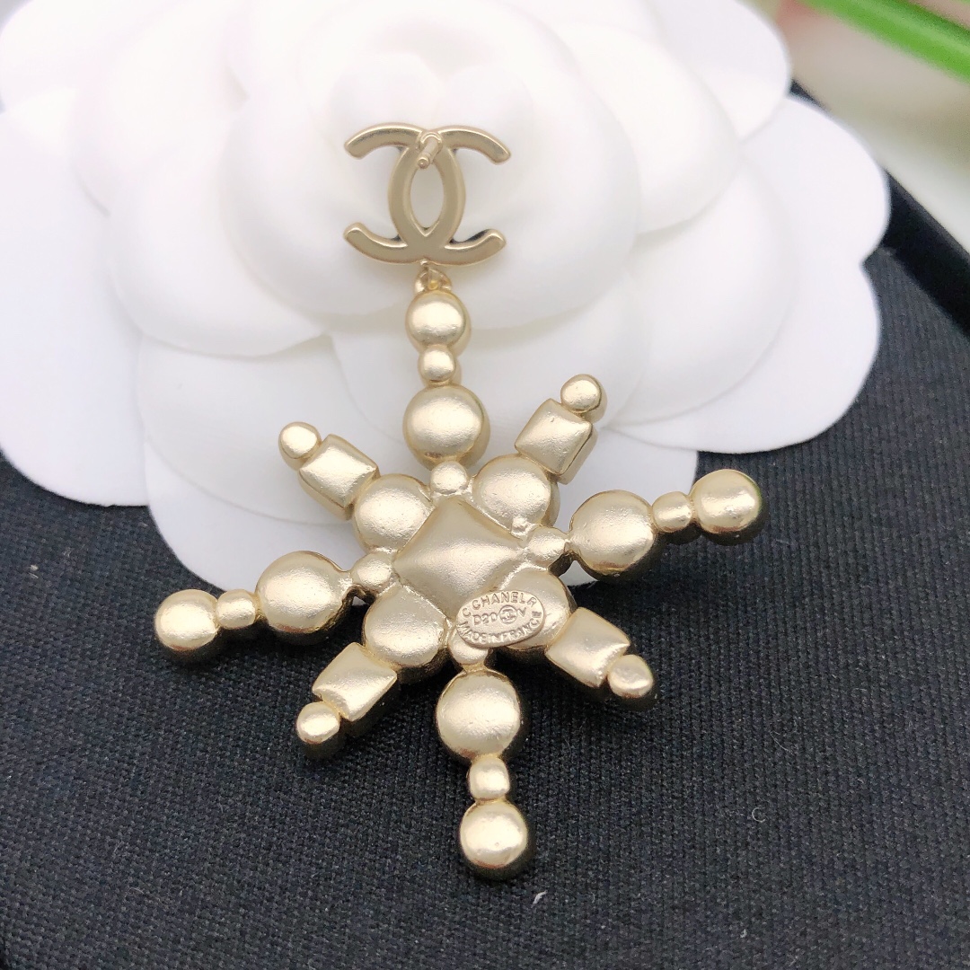 Ch**el Snowflake Enamel Pearl Earrings Black For Wome