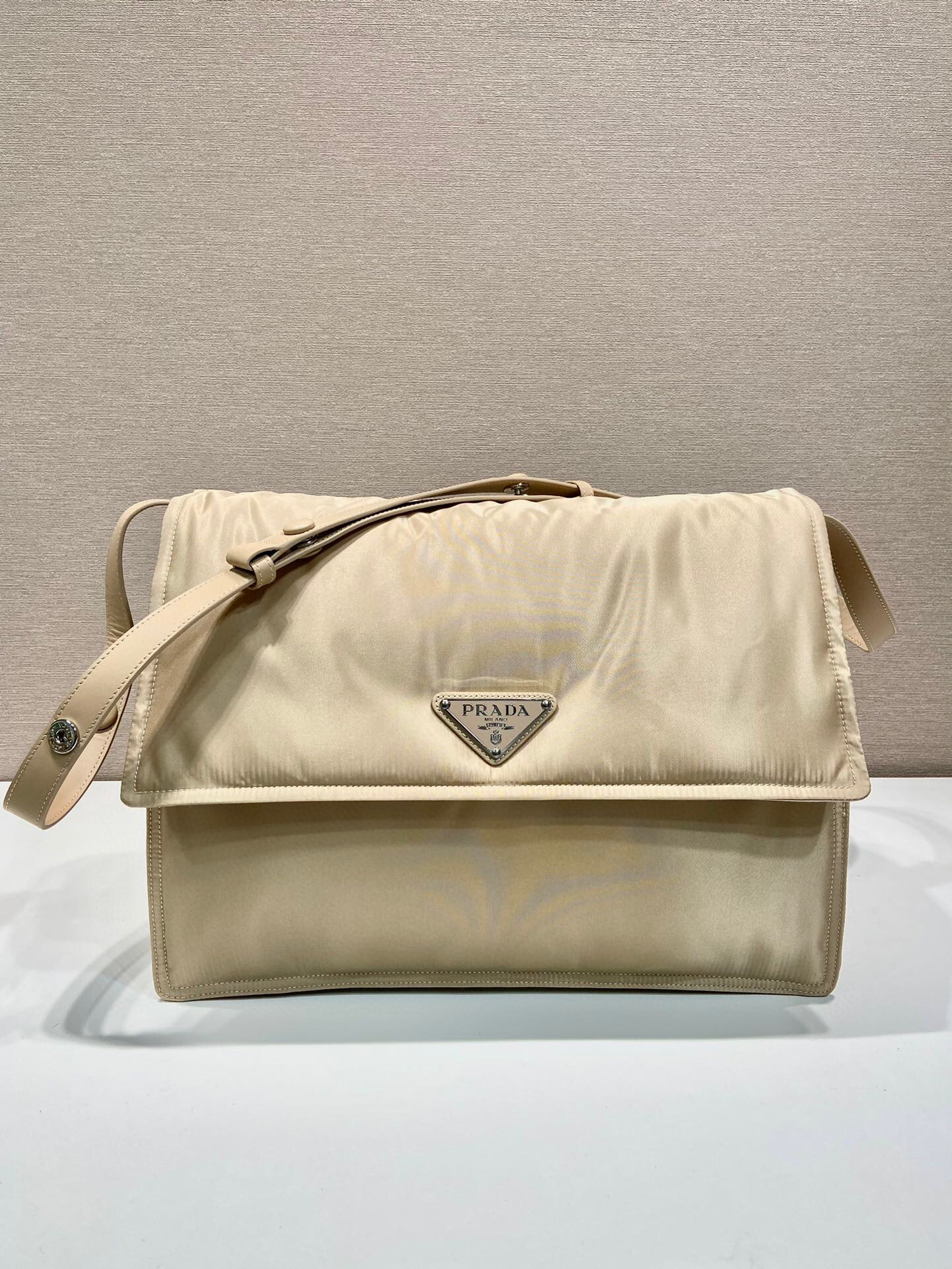 Pra*a Large Padded Shoulder Bag In Beige For Women 14.1in/ 36cm 1BD256_RDLN_F0F24_V_OOO