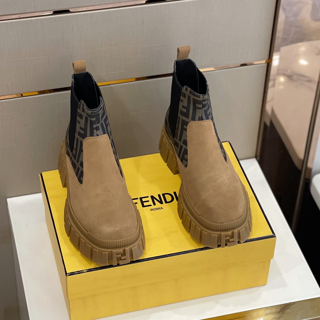 F**di Chelsea Boots Brown For Men