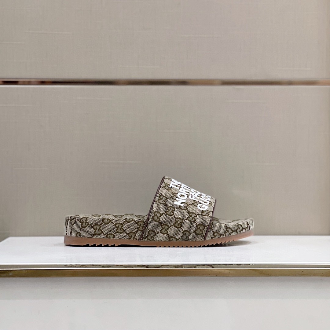 Gvc*1 GG Canvas Slide Sandal Grey For Men