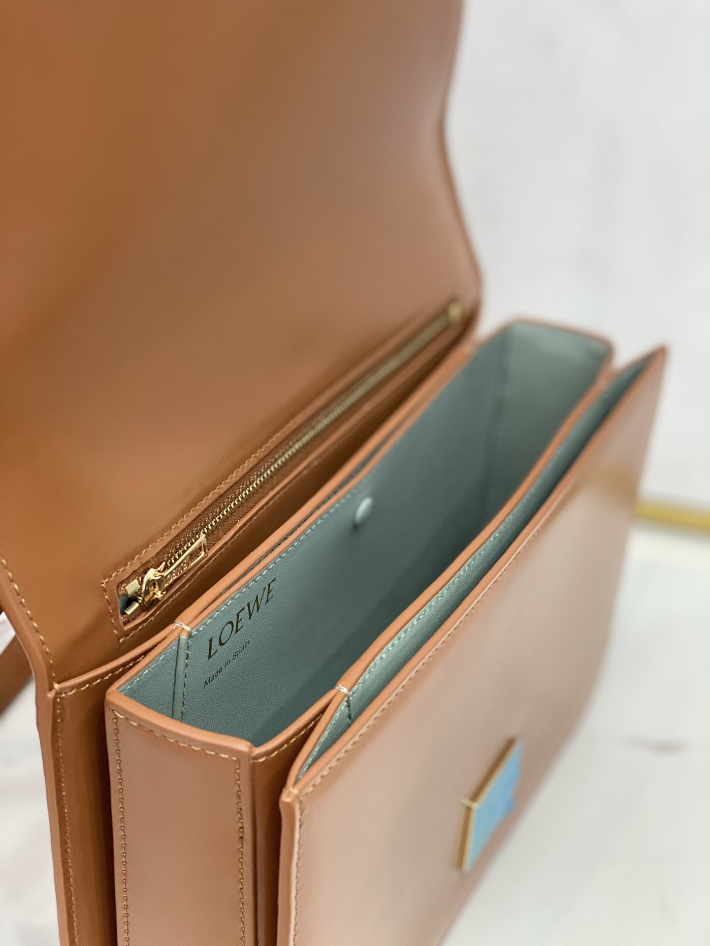 L0ew* Goya Bag Black/White/Brown For Women 8.9in / 22.5cm A896N01X03