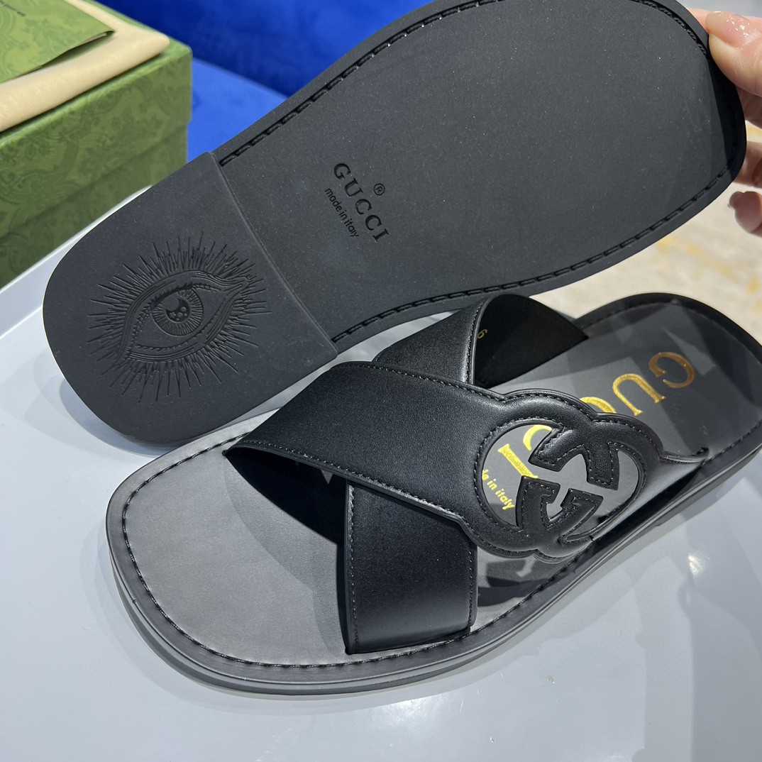 Gvc*1 Interlocking-G Slide Sandal Black For Men 738471 US000 1000