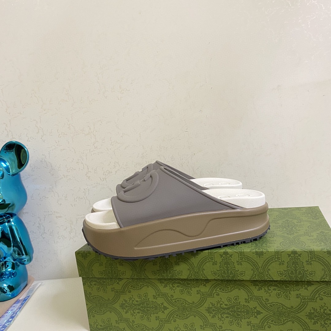 Gvc*1 Interlocking G Slide Sandal Dark Grey For Men 692380 JF000 1126