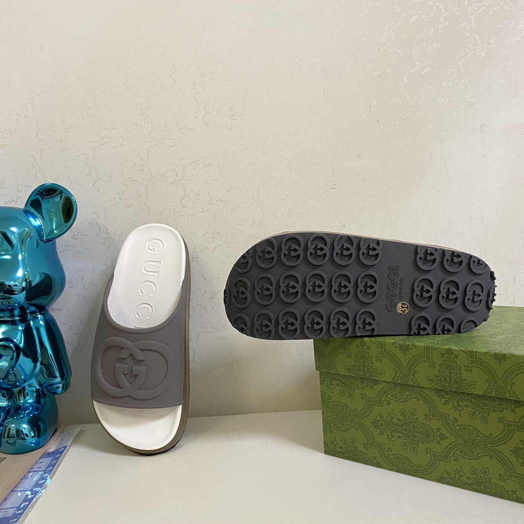 Gvc*1 Interlocking G Slide Sandal Dark Grey For Men 692380 JF000 1126