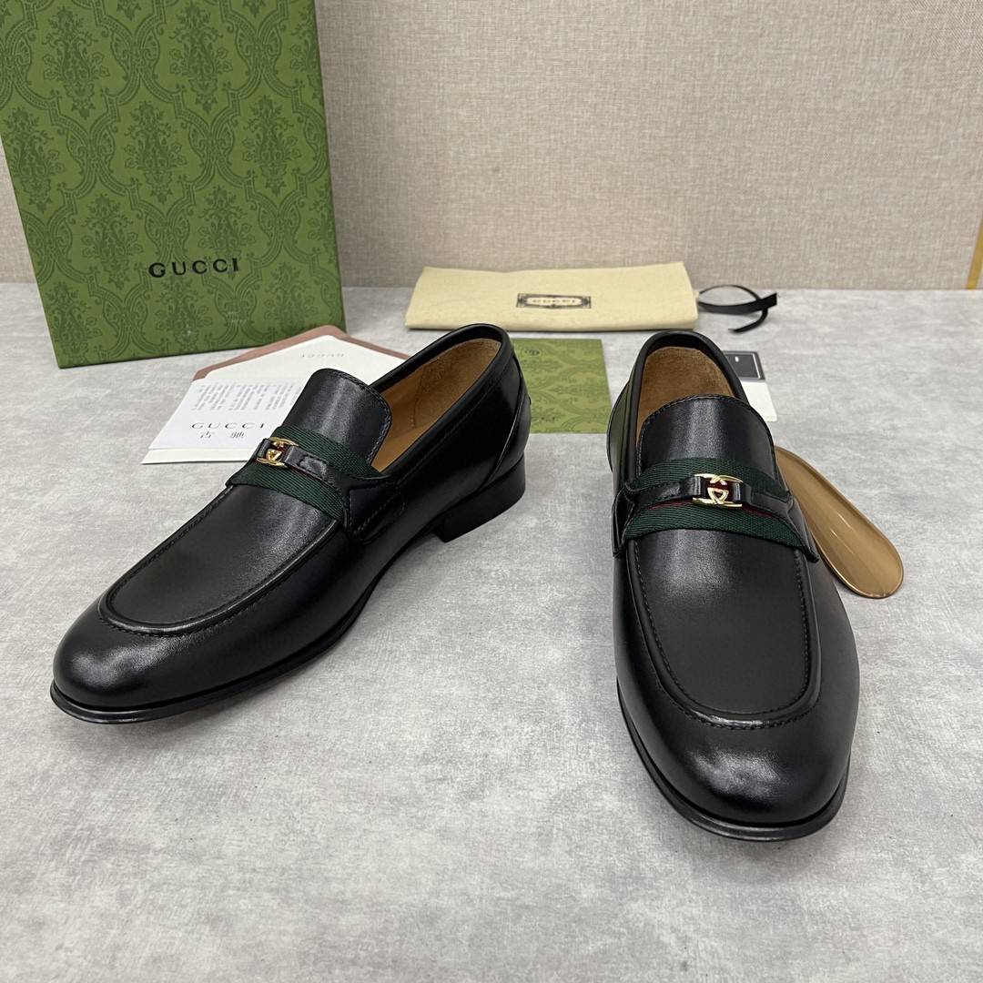 Gvc*1 Loafer With Interlocking G Black For Men
