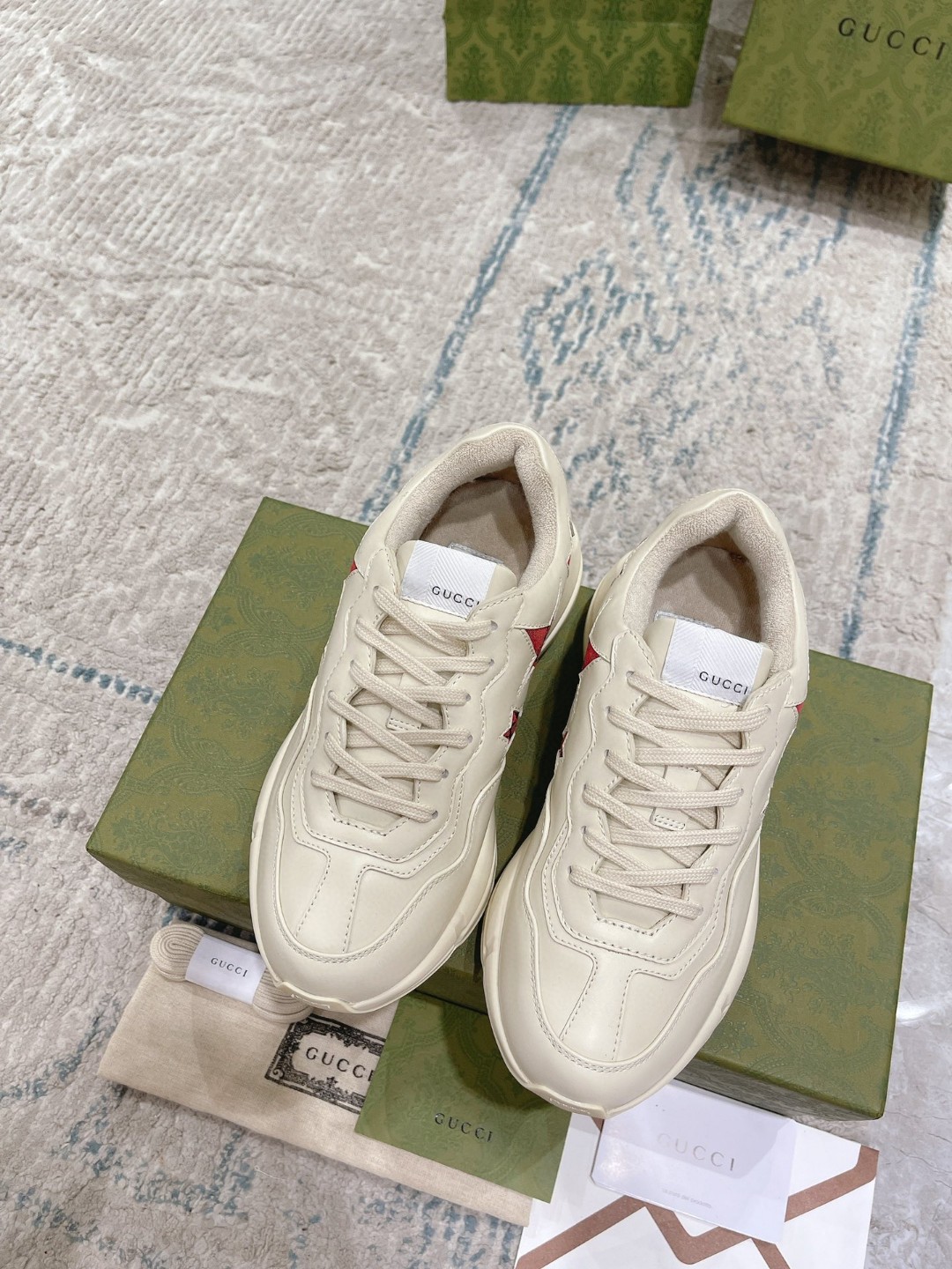 Gvc*1 Rhyton Sneaker With Stars White For Men 664961-2SHC0-9560