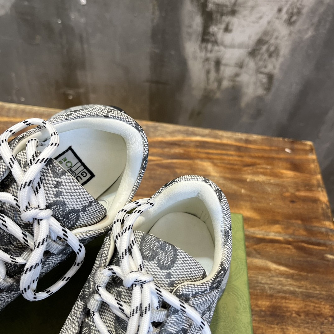 Gvc*1 Run Sneaker Grey For Men