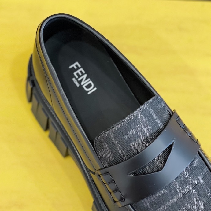 F**di FD O’Lock Nubuck Loafers Black For Men