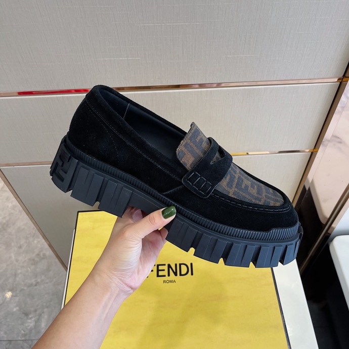 F**di FD O’Lock Nubuck Loafers Brown For Men