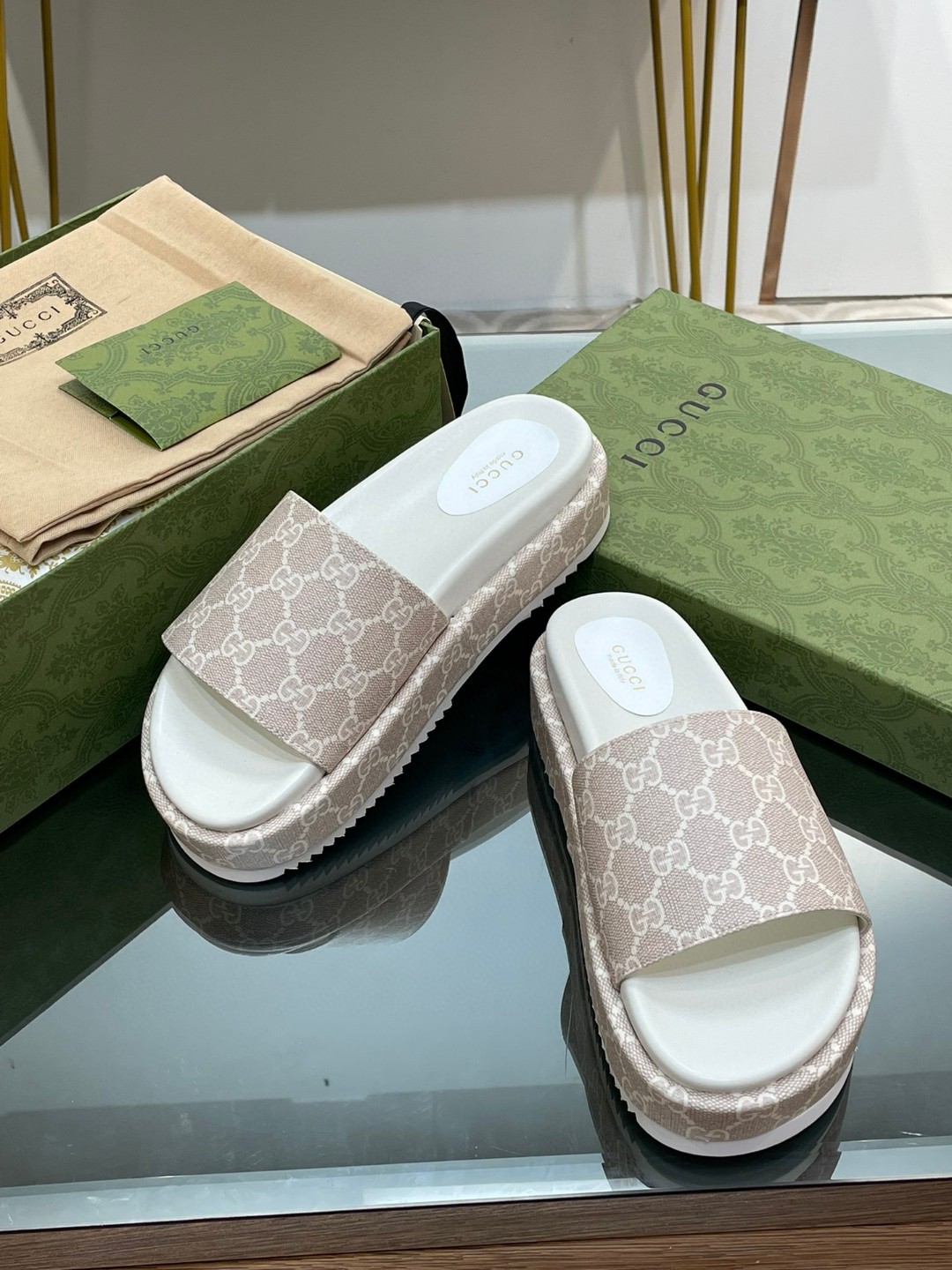 Gvc*1 Jumbo Gg Platform Slide Sandal Beige For Women