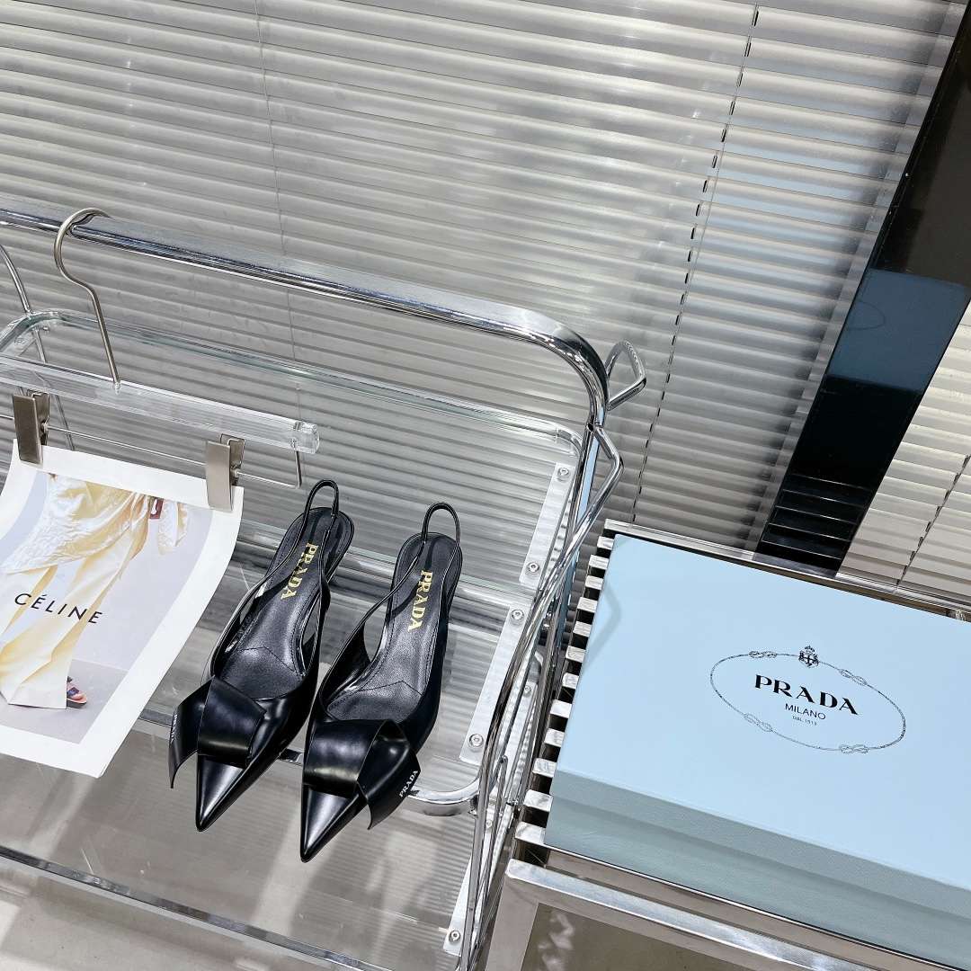 Pra*a Frill Slingback Pumps Black For Women