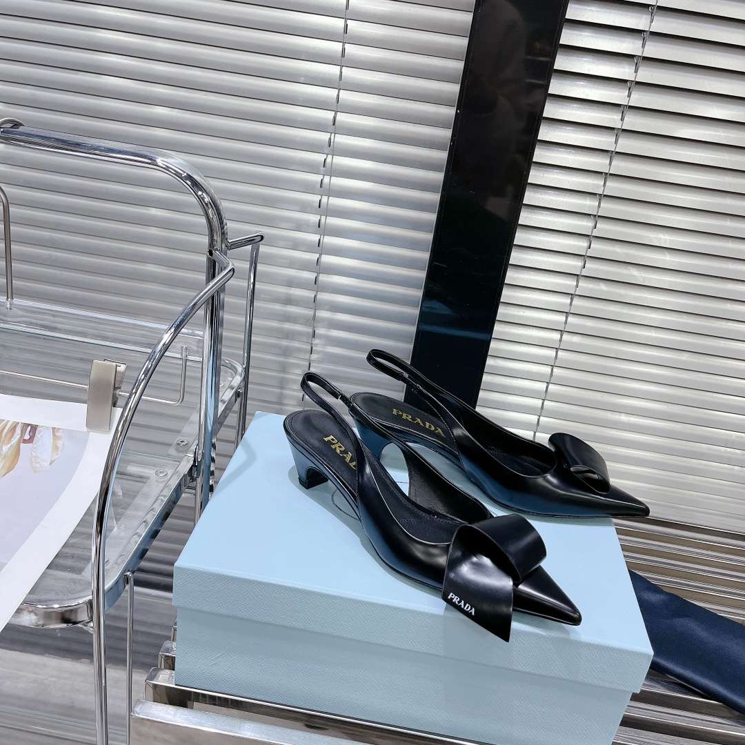 Pra*a Frill Slingback Pumps Black For Women