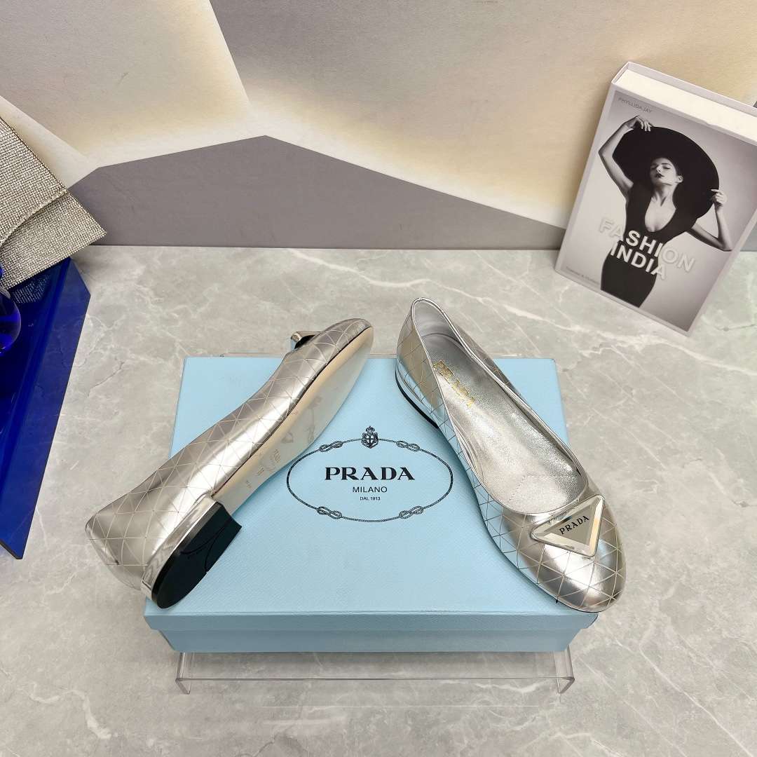 Pra*a Nappa Ballerinas Silver For Women