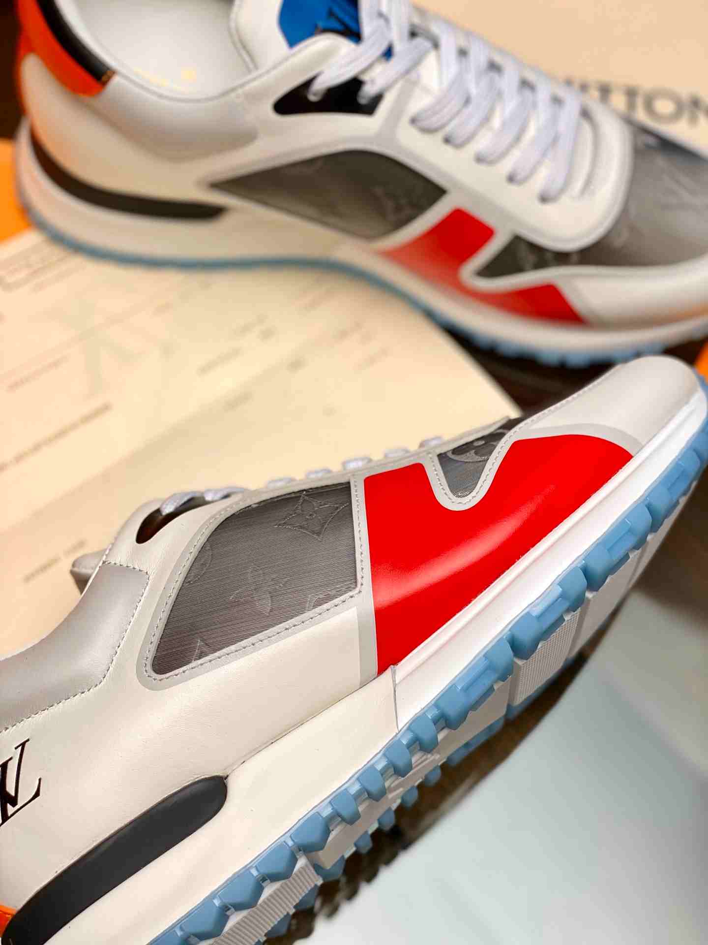 L0vis Vvtt0n Run Away Sneaker Grey For Men