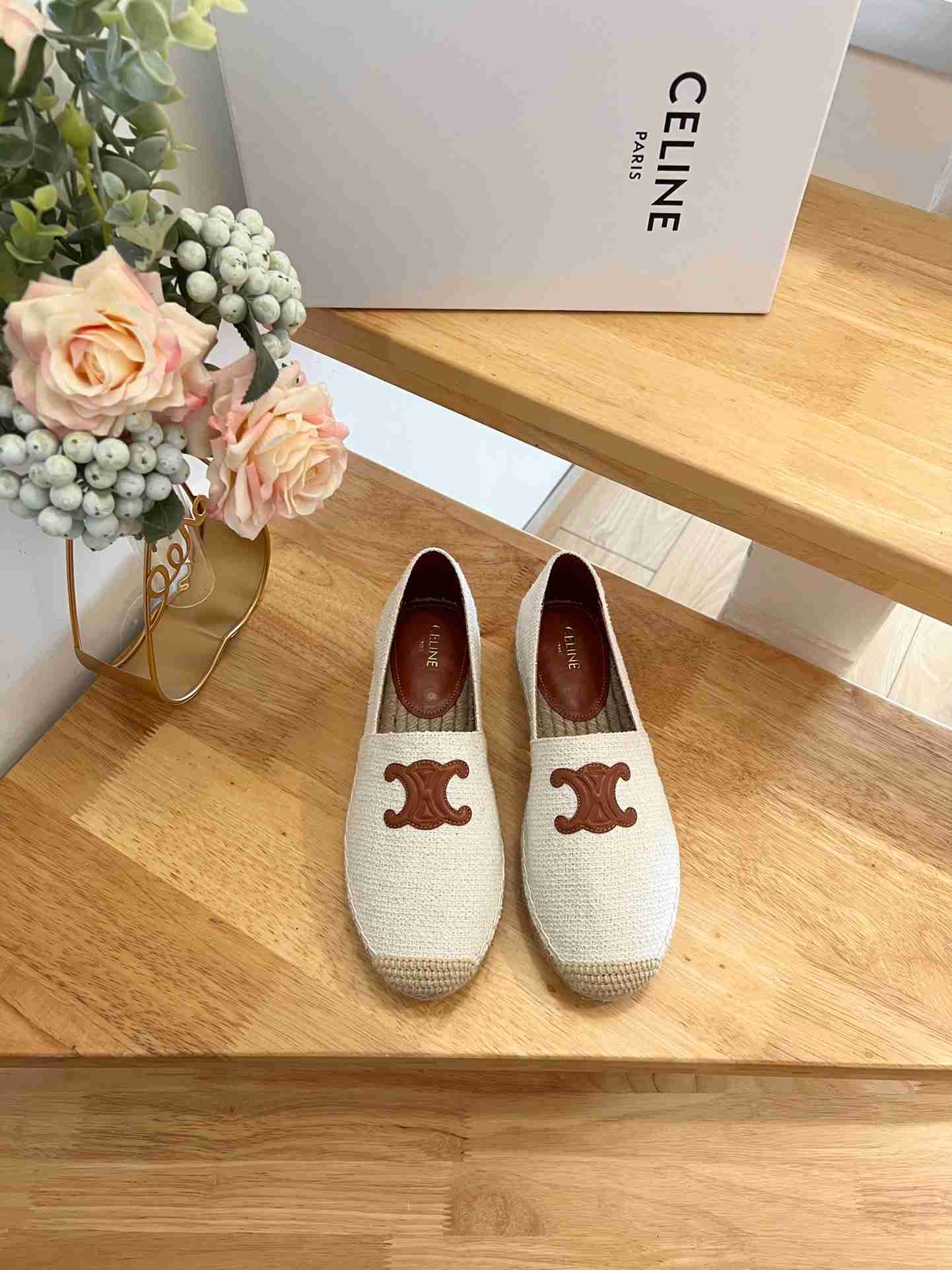 Ce1i*e Flat Espadrille With Triomphe Patch Signature In Tweed White For Women