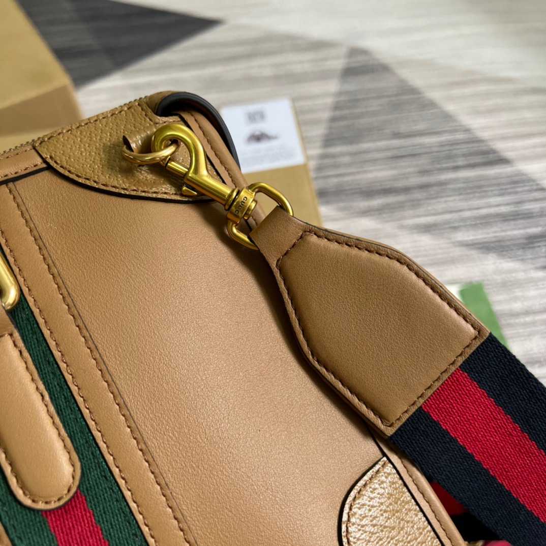 Gvc*1 Double G-Detailed Smooth Medium Handbag Brown For Men 13.3 in/ 34 cm