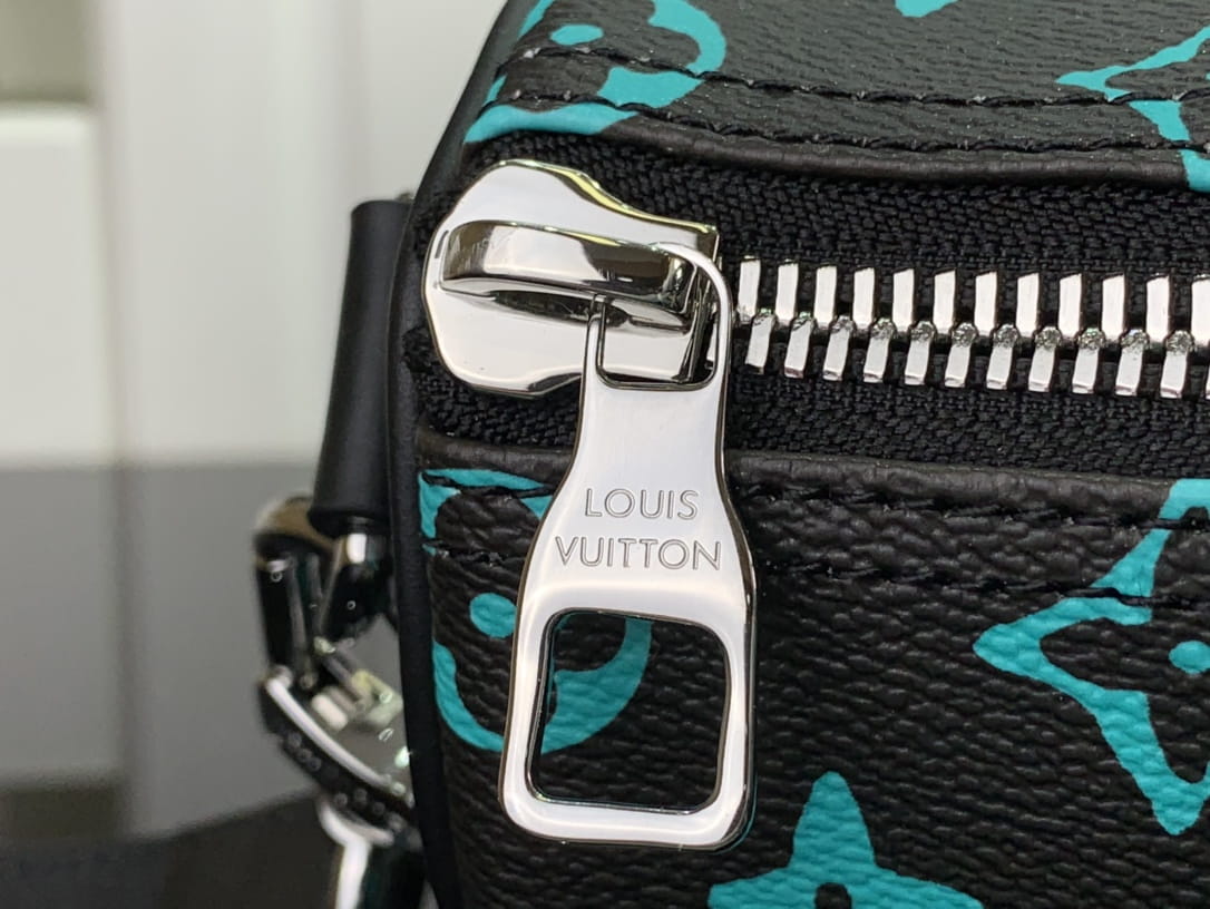 L0vis Vvtt0n Keepall Bandoulière 25 Bag Brown/Black 25cm/ 9.8 in M46687