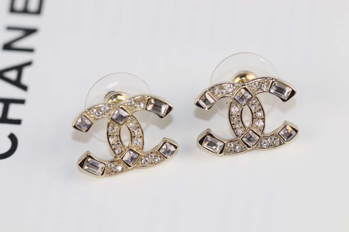Ch**el Double C Earrings Gold For Women