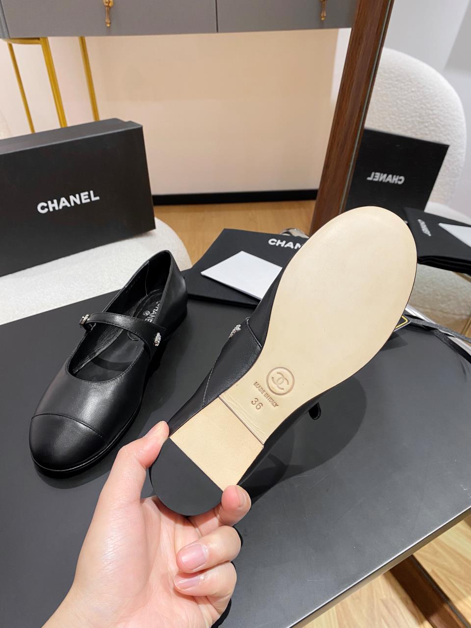 Ch**el Flat Shoes Black For Women