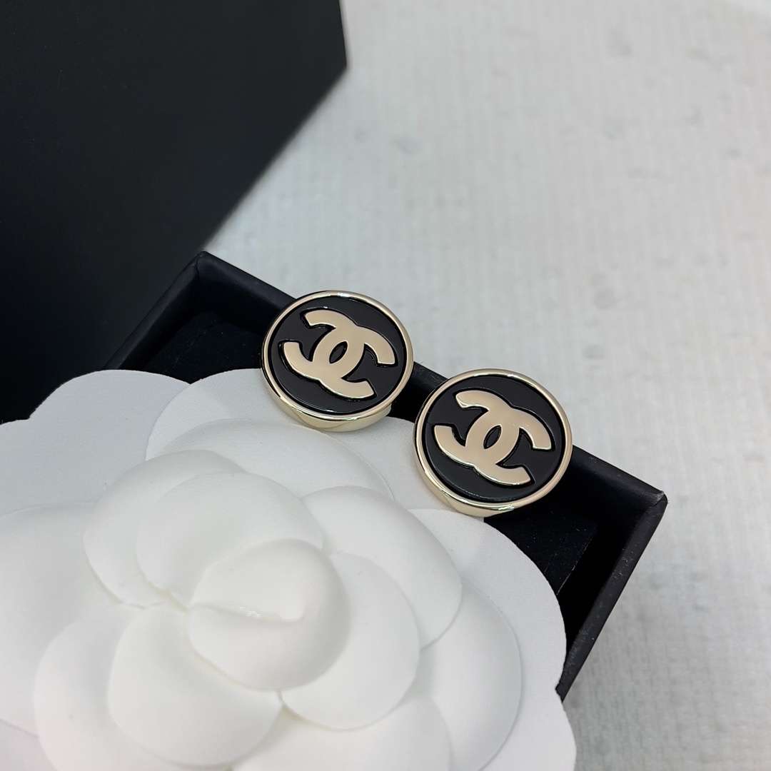 Ch**el Round Earrings Black For Women