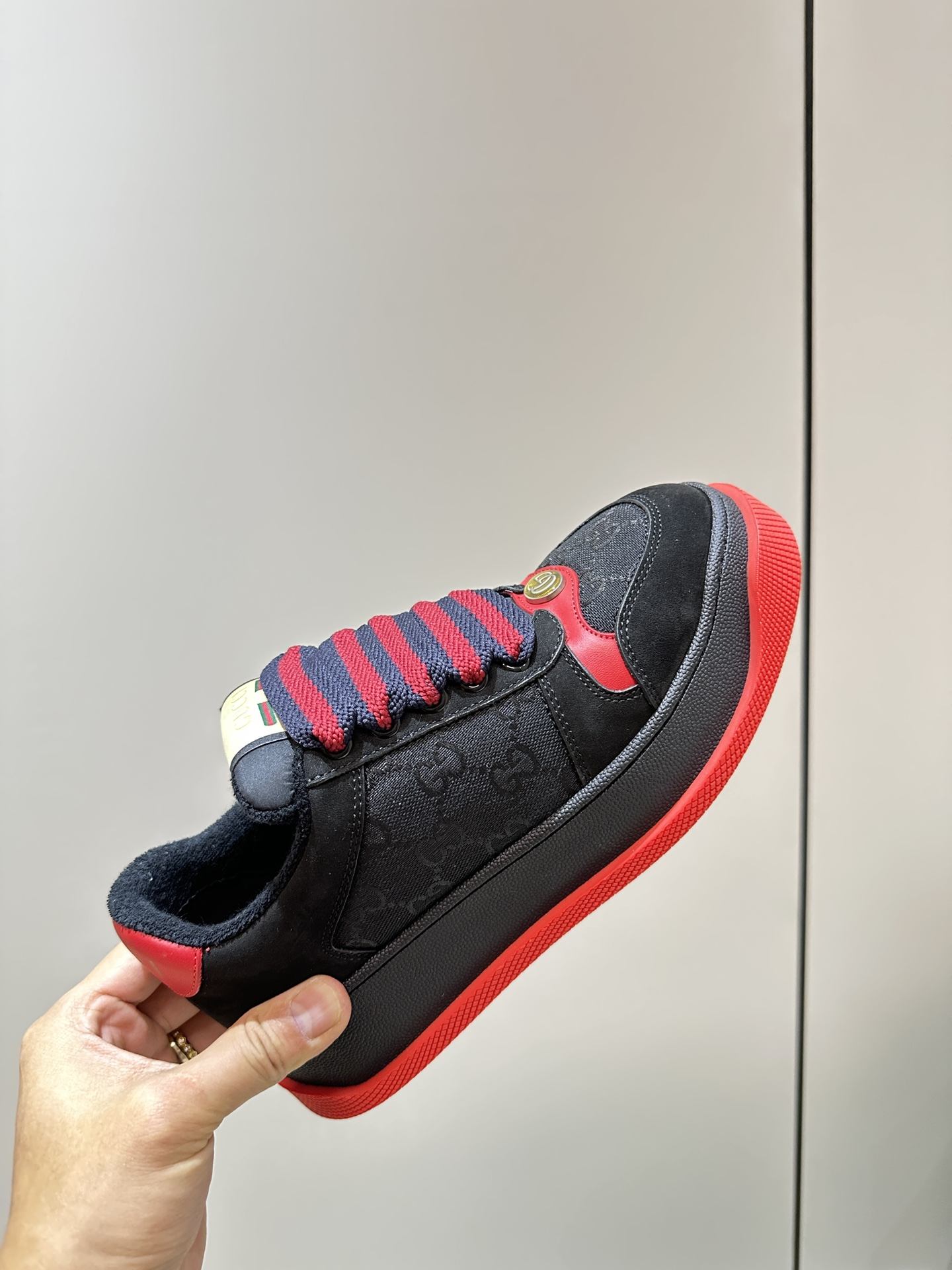 Gvc*1 Screener Sneaker Red For Women