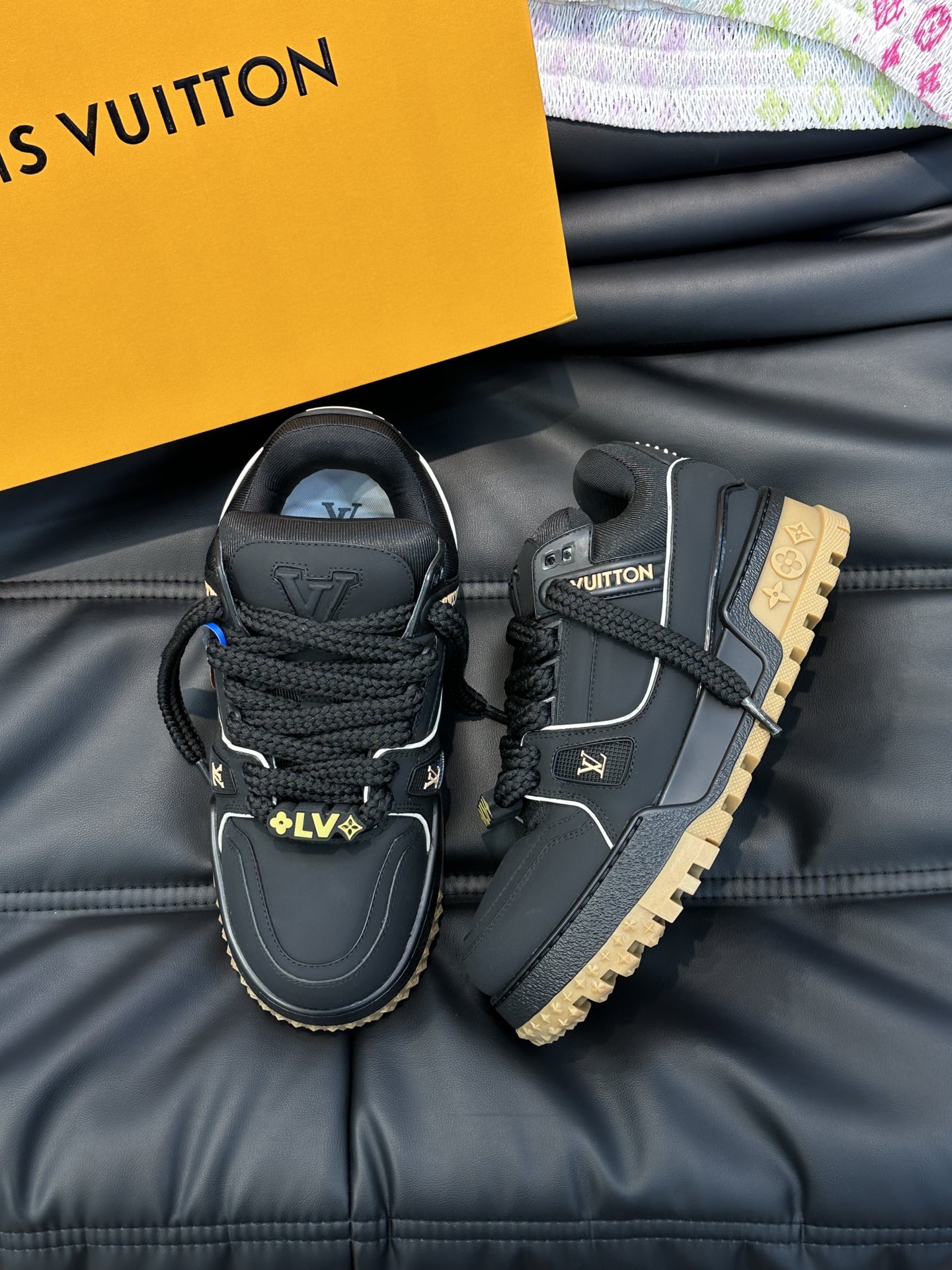 L0vis Vvtt0n Trainer Maxi Sneaker LV Black For Women