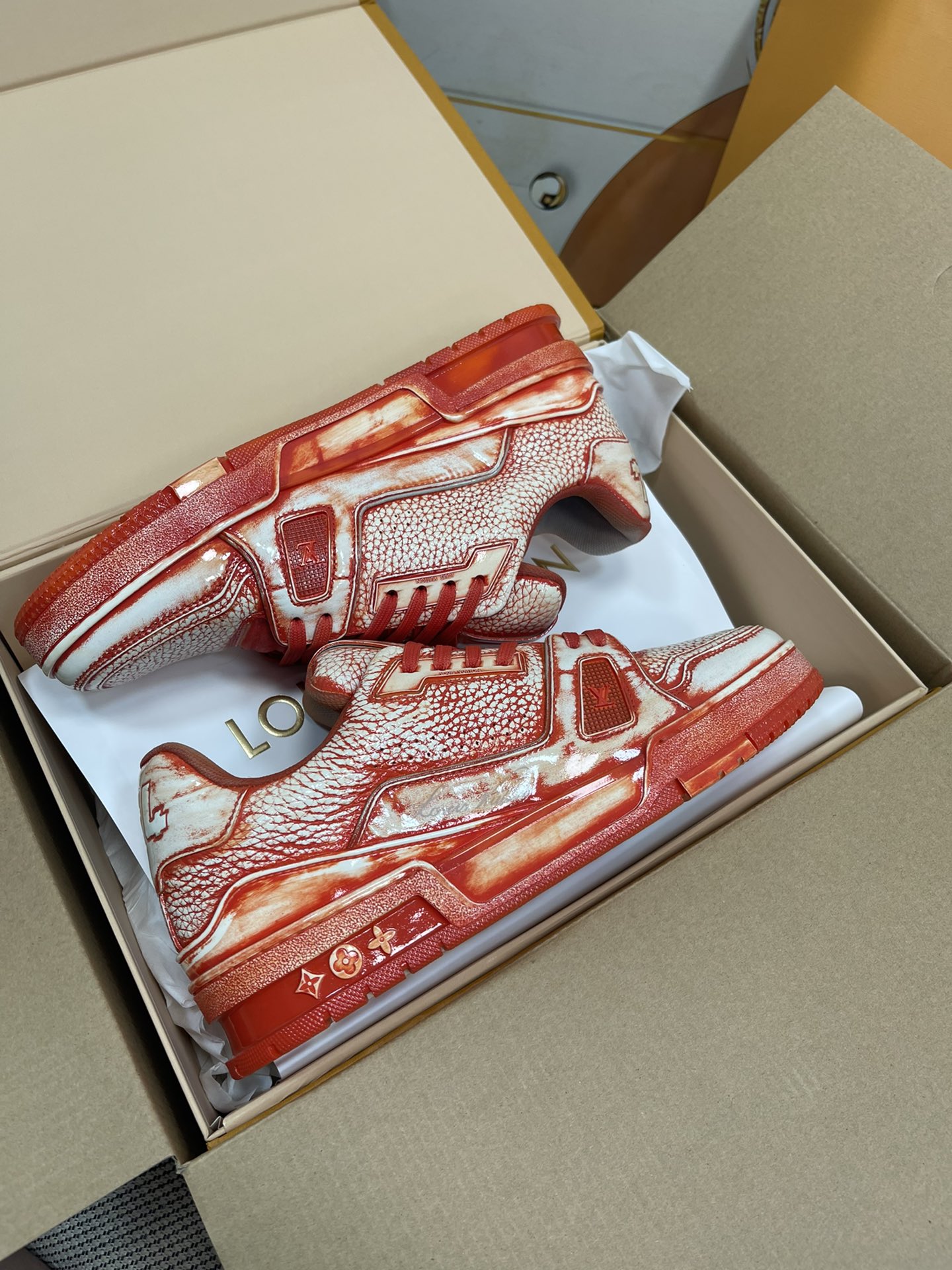 L0vis Vvtt0n Trainer Sneaker LV Red For Women