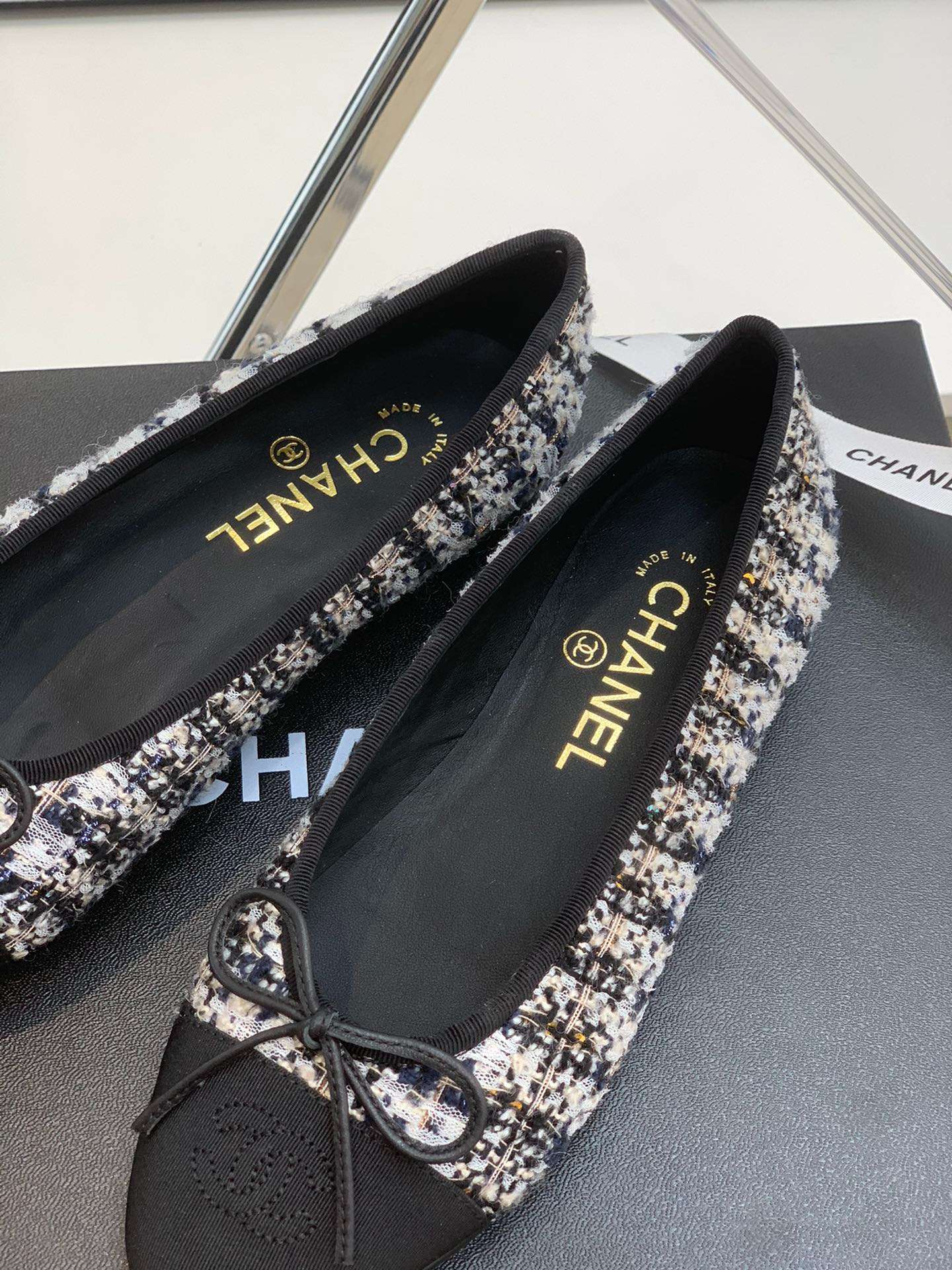 Ch**el Ballet Flats White For Women