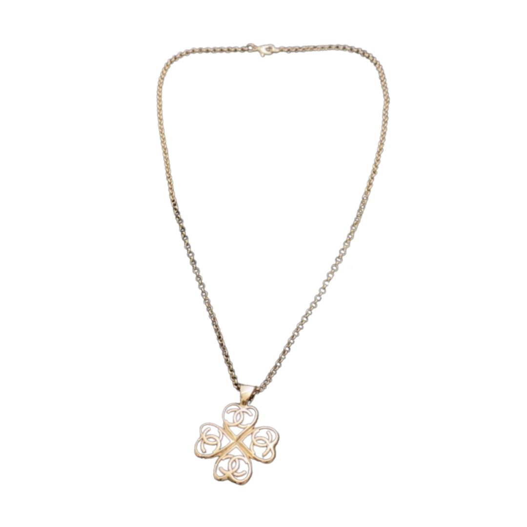 Ch**el Hollow C Double Heart-Shaped Short Necklace Gold For Women