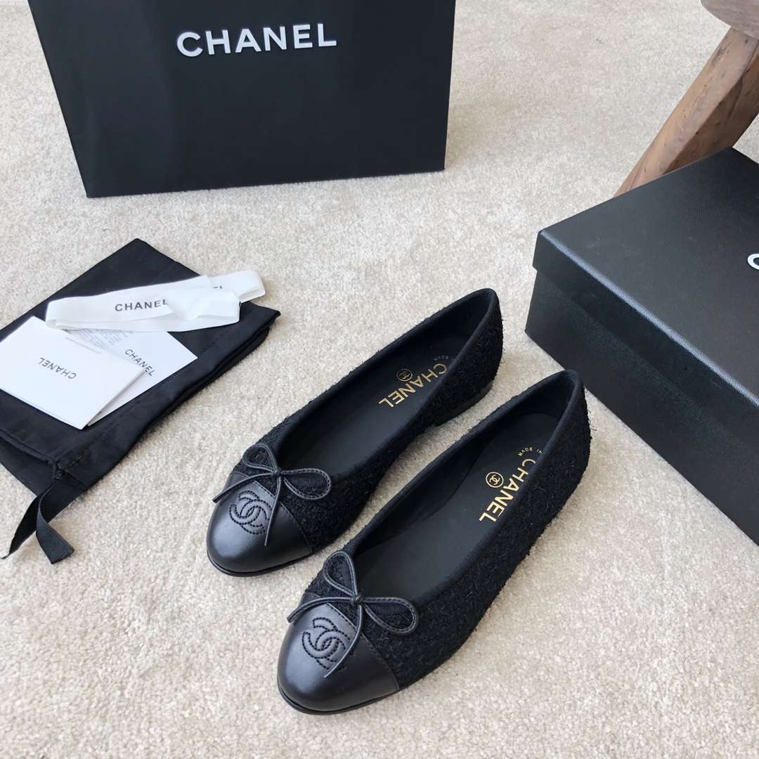 Ch**el Ballet Flats Black For Women