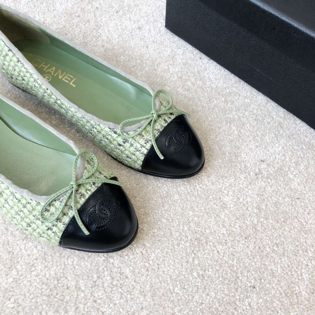 Ch**el Ballet Flats Green For Women