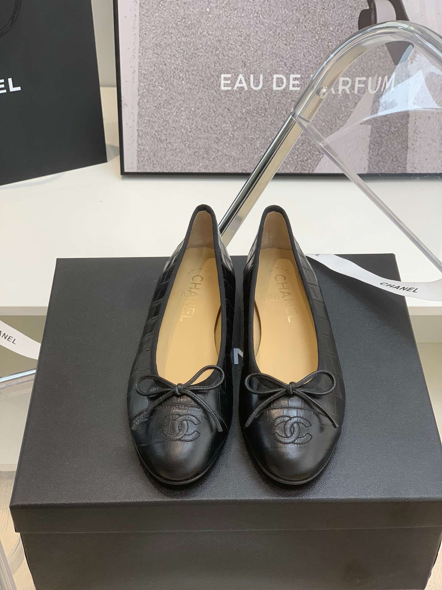 Ch**el Ballet Flats Black For Women